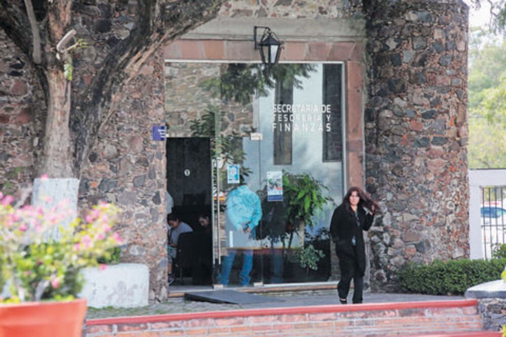 Abren en Corregidora investigación por robo