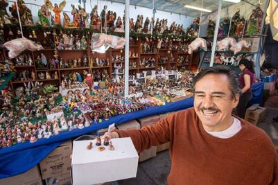 De generación en generación, la venta de nacimientos perdura en Querétaro