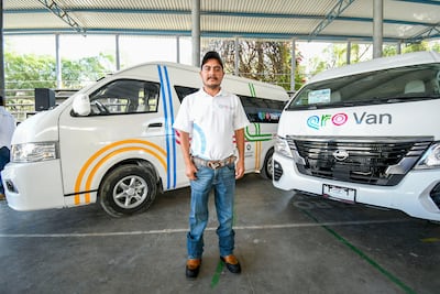 Ponen en marcha QroVan, el servicio de transporte público en la Sierra Gorda 