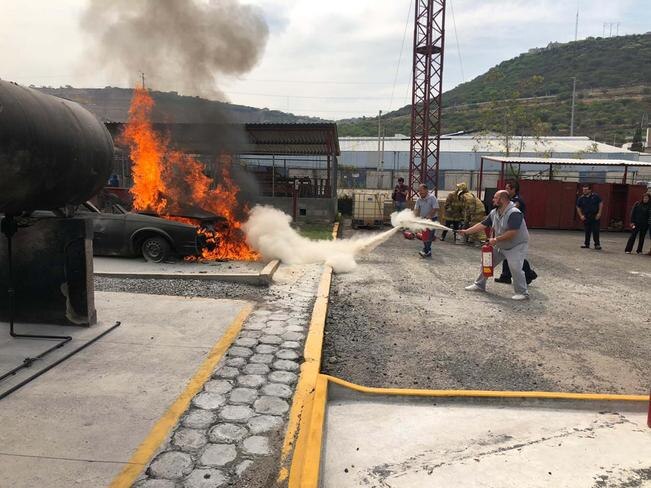 Se capacitan contra incendios