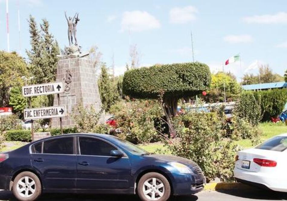 Emplaza a huelga el SUPAUAQ