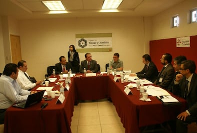 Refuerzan servicio 066 emergencias 