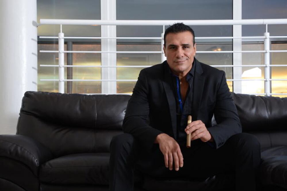 Alberto Rodríguez, luchador y ex combatiente de las artes marciales preside el proyecto de Combate Américas y quiera apoyar a los latinos (FOTO: TV AZTECA)