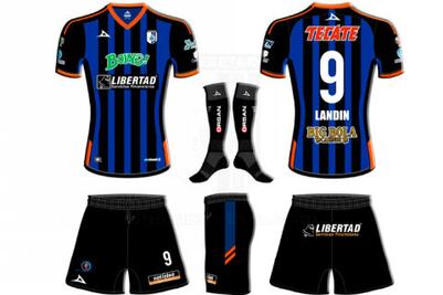 Gallos estrena uniforme 