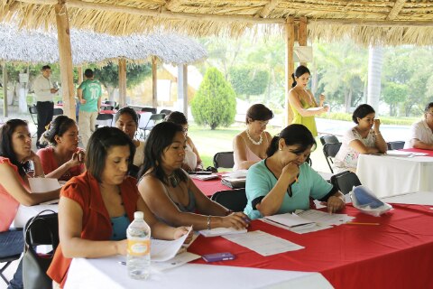 Reconocen el cumplimiento de queretanos con Infonavit