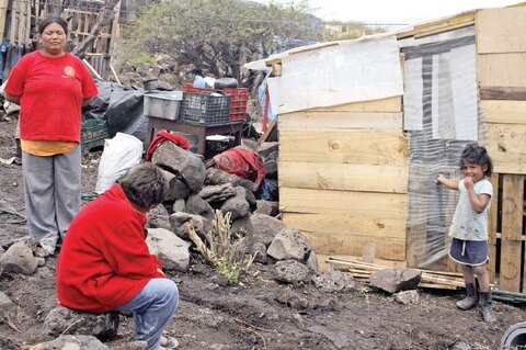 Trabaja para erradicar pobreza