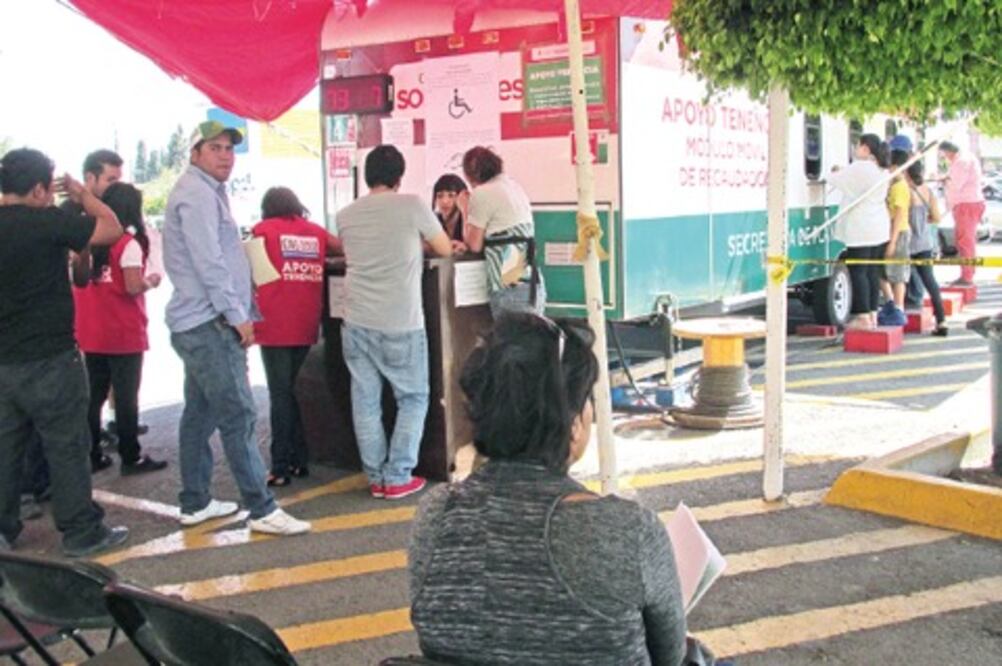 Agilizan pago de refrendo vehicular