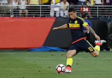 Cafeteros se imponen al anfitrión