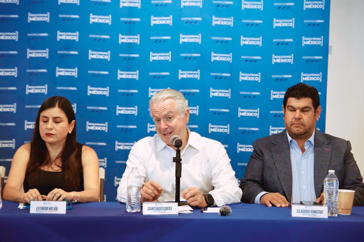 Desde Querétaro, Santiago Creel cuestiona derroche en Morena