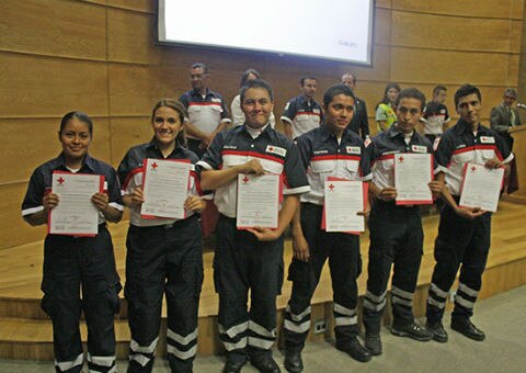 Seis paramédicos más en la Cruz Roja