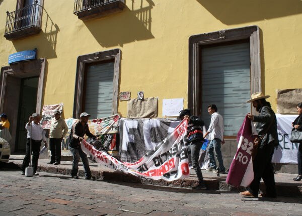 Se planta ante la imposición