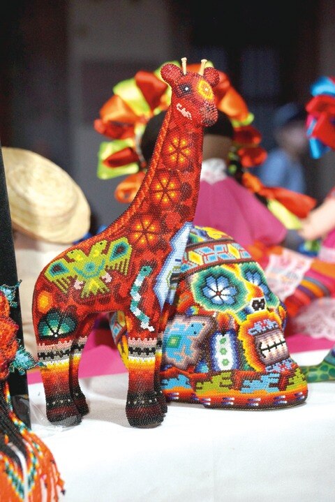 Reúnen riqueza artesanal