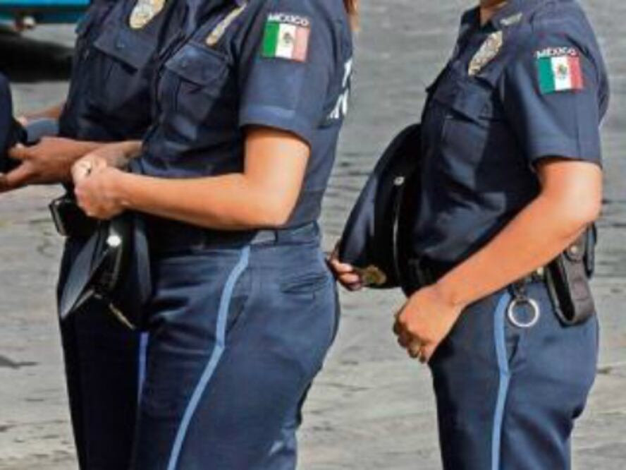 Mujer policía demanda a jefe