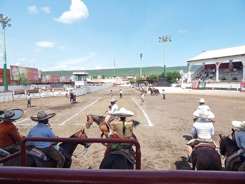 Atrasan obras del nuevo lienzo charro
