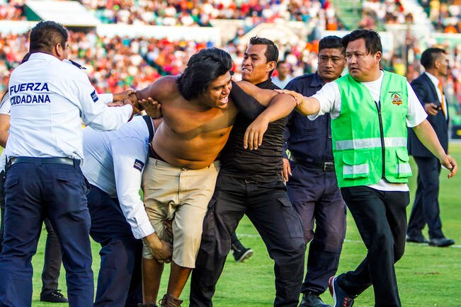 Actos violentos continúan en el Fútbol Mexicano