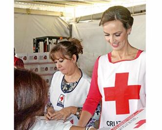 Se suma DIF estatal a colecta pro víctimas