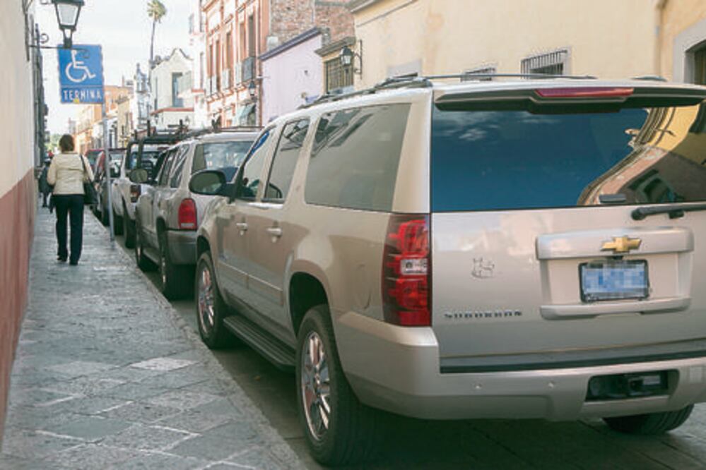 Hay mal uso de lugares para discapacitados