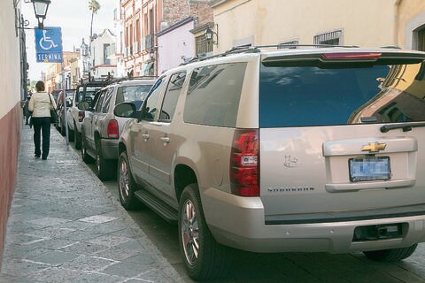 Hay mal uso de lugares para discapacitados