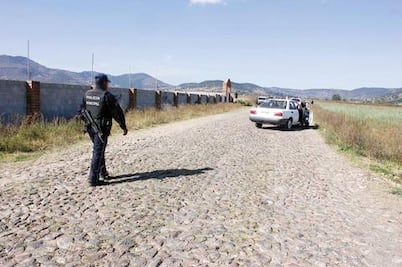 Dan de baja a policías en Amealco