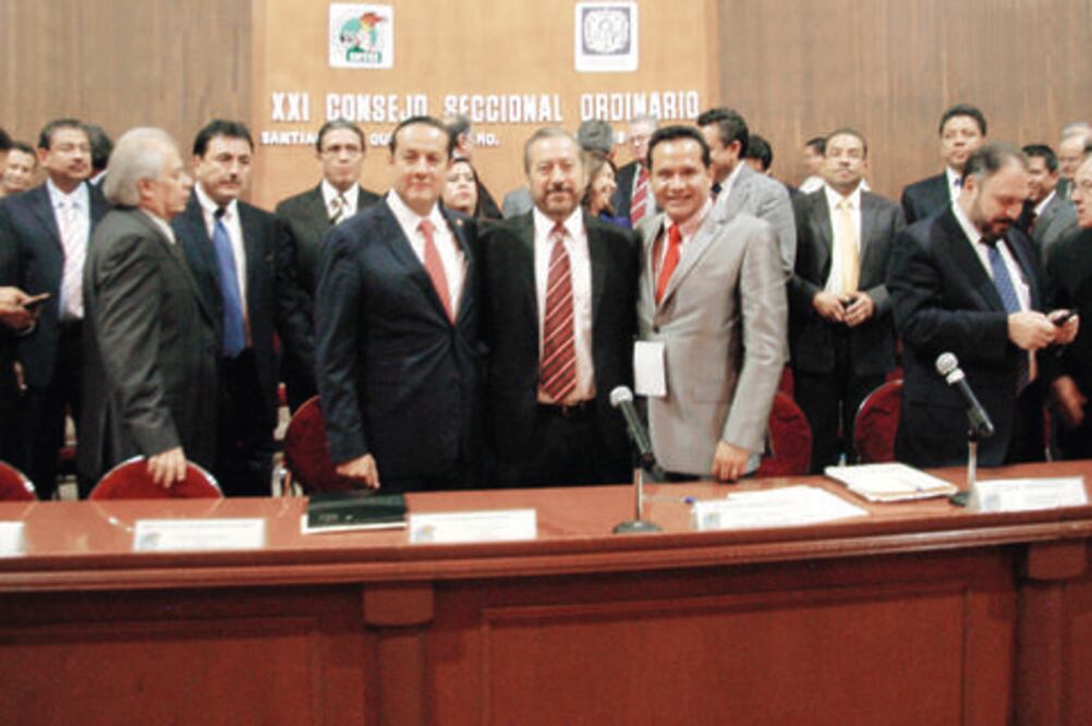 Delegado-IMSS reconoce a empleados