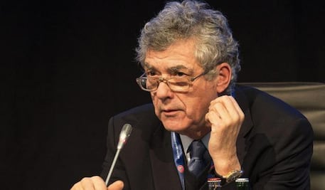 Corruptos en el orbe infectan al futbol