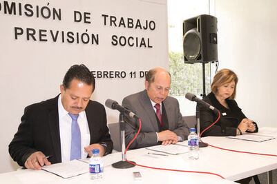 Aprueban convocatoria para entrega de preseas  