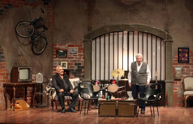 Manuel Ojeda e Ignacio López Tarso participan en la puesta en escena dirigida por Salvador Garcini. /Foto: Cortesía