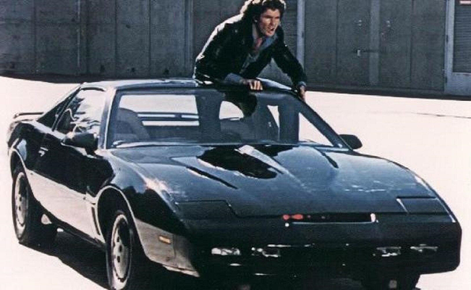 9 autos famosos de la televisión