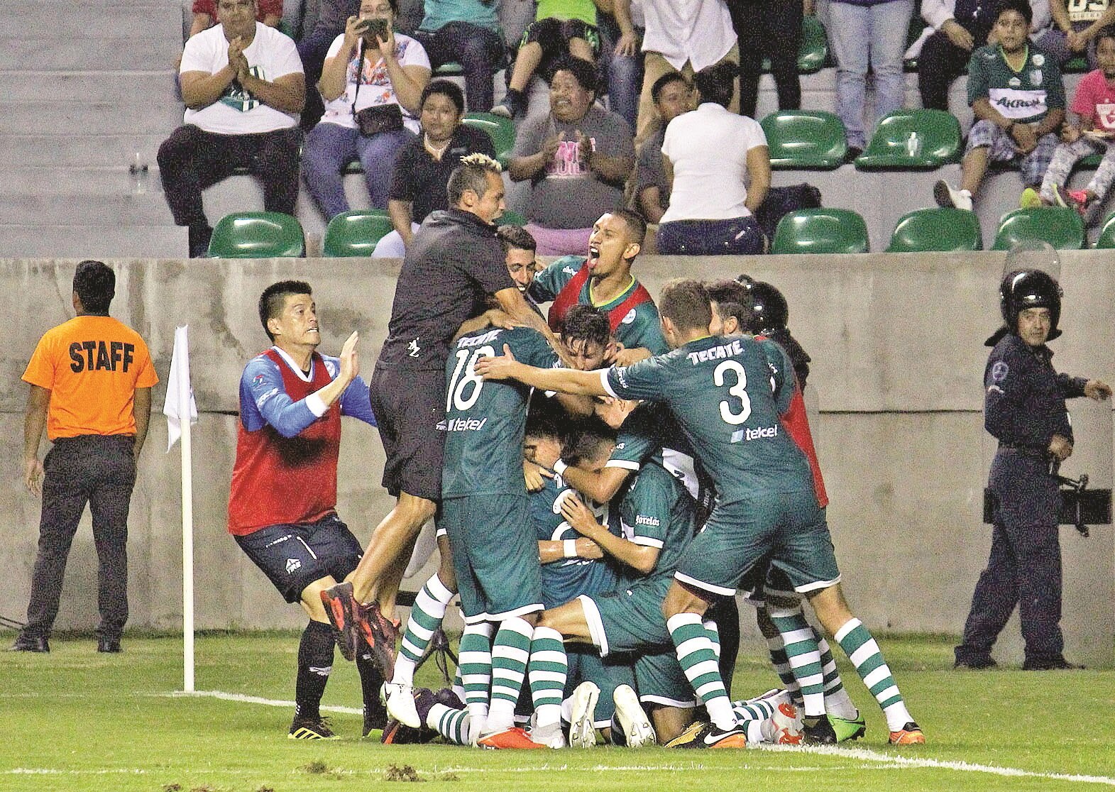 Gallos en octavos, toca Dorados