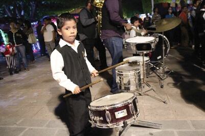 Niños se apasionan con la música