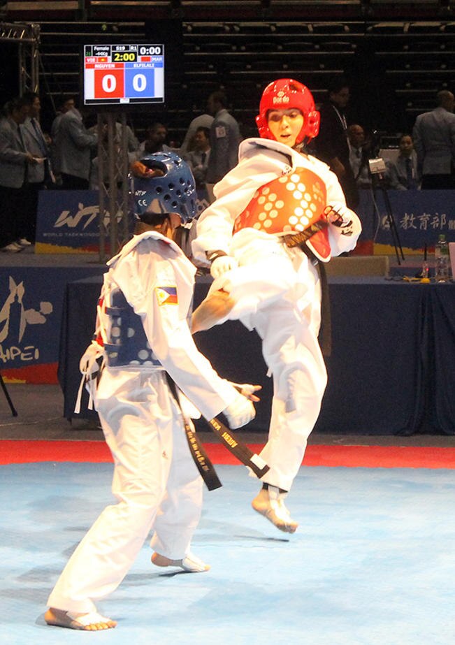 En taekwondo Brenda Lúa se queja de que enviarán a Itzel Manjarrez. FOTO: CONADE