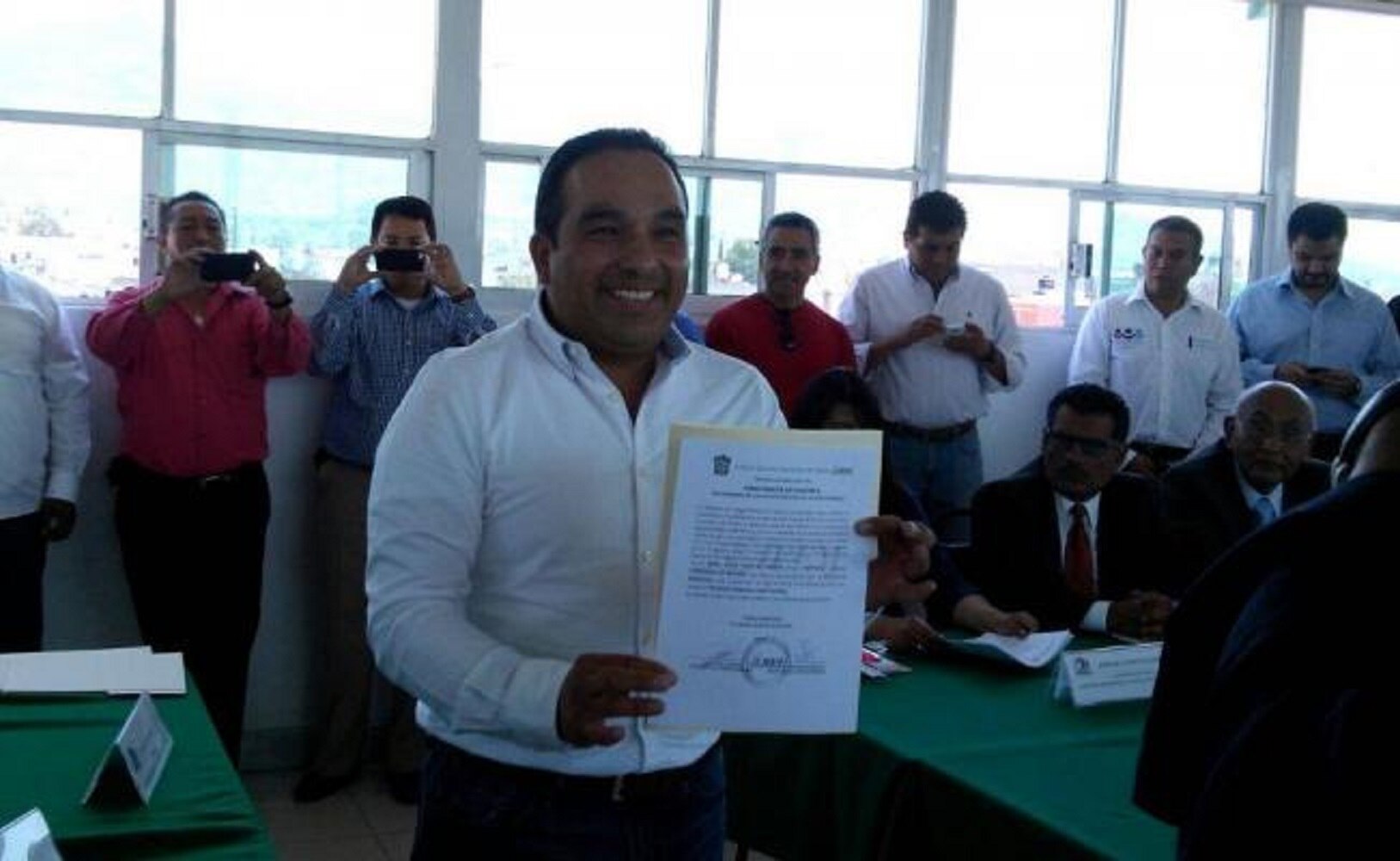 Corte ordena destitución de alcalde de Coacalco
