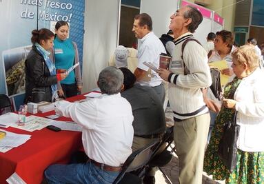 Para adultos mayores, 30% de plazas: STPS