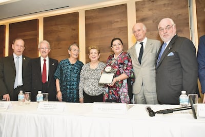 Galardonan al mérito en el ámbito de la gastronomía