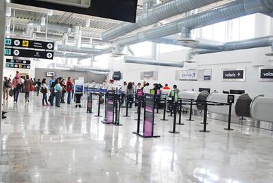 Niebla afecta 10 vuelos