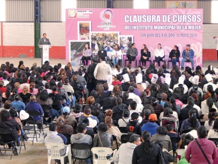 Ofrece IMM de SJR capacitación en oficios a mujeres