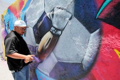 Corregidora da espacios públicos al grafiti