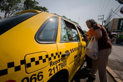 Legislarán prórroga para uso de taxímetro