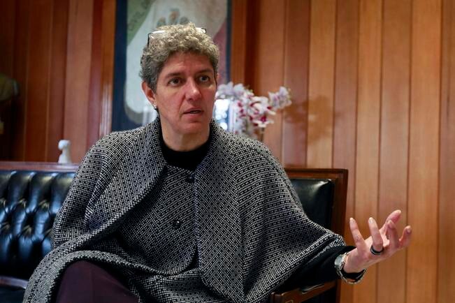 UAQ abre sus puertas a aspirantes al Senado