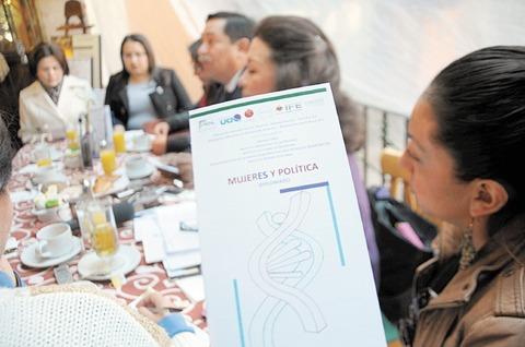 Mujeres buscarán la presidencia 