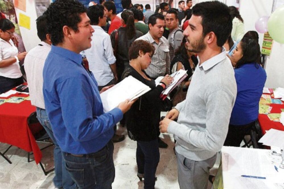 SNTE advierte sobre déficit de maestros