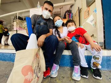 El dinero no alcanza; las carteras padecen con listas de útiles escolares