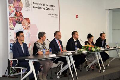 Instalan la Comisión de Desarrollo Económico