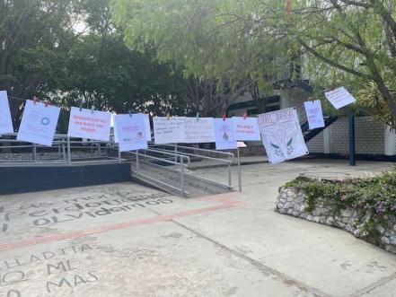 25N. Estudiantes de la UAQ visibilizan violencia menstrual