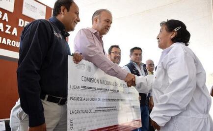 Entregan en El Marqués apoyos alimentarios