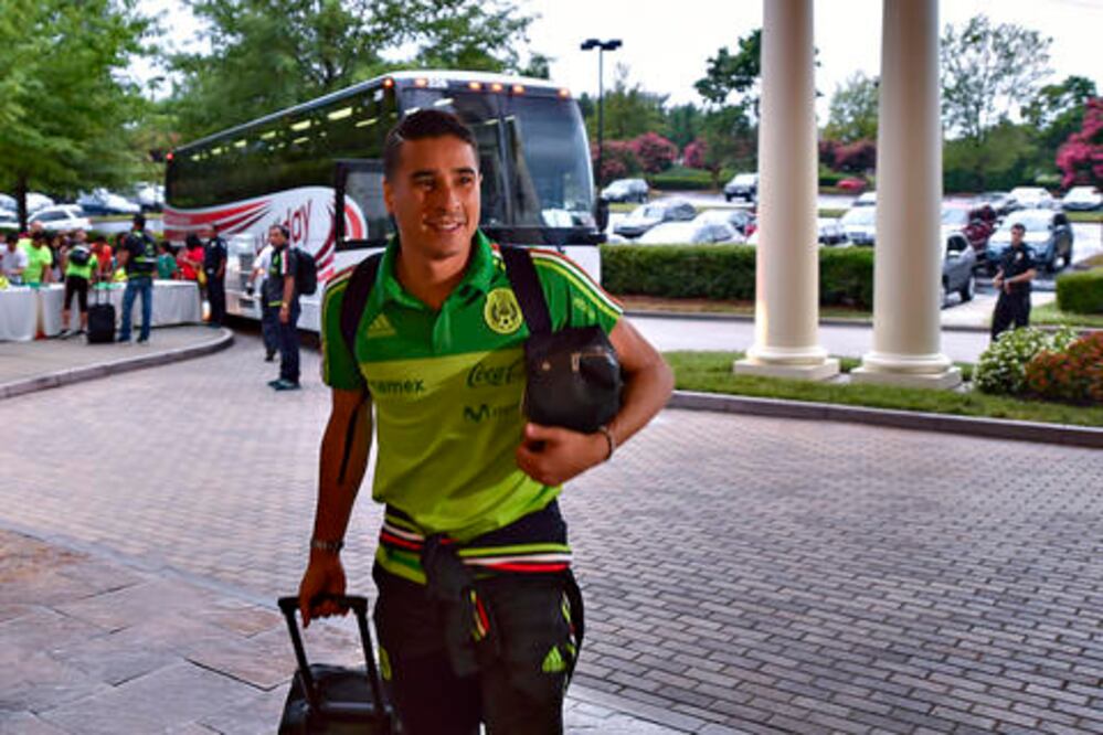 Ochoa festeja los 30 y busca el éxito tricolor