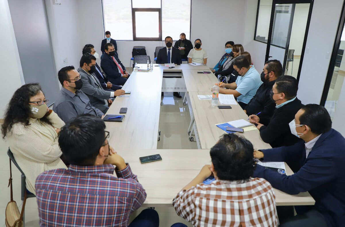 La UAQ no tiene dinero para incrementar el salario de sus profesores 