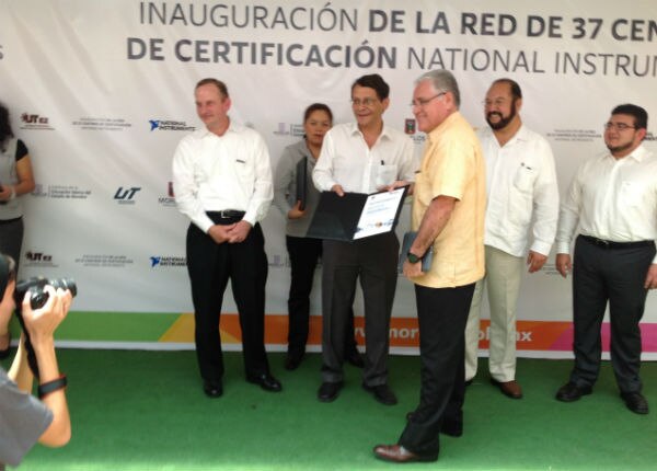 Cetifican a la UTEQ en la National Instruments