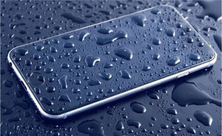 ¿Qué hacer si se moja tu celular?