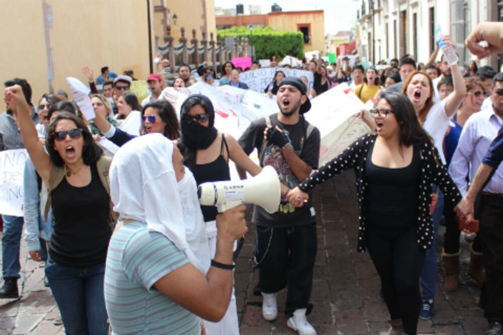 Estudiantes de la UAQ se suman a movimiento